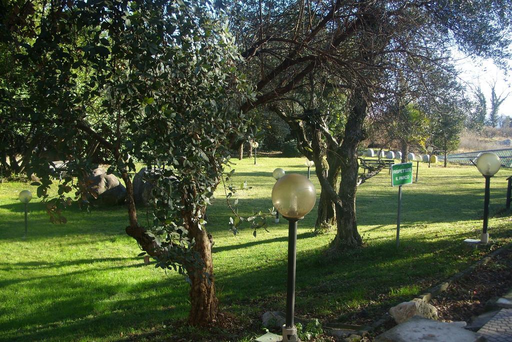 Al Castello Bed And Breakfast Cornate d'Adda Экстерьер фото